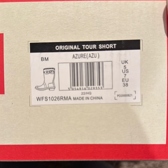 Hunter Blue Rain Boots - Picture 2 of 5